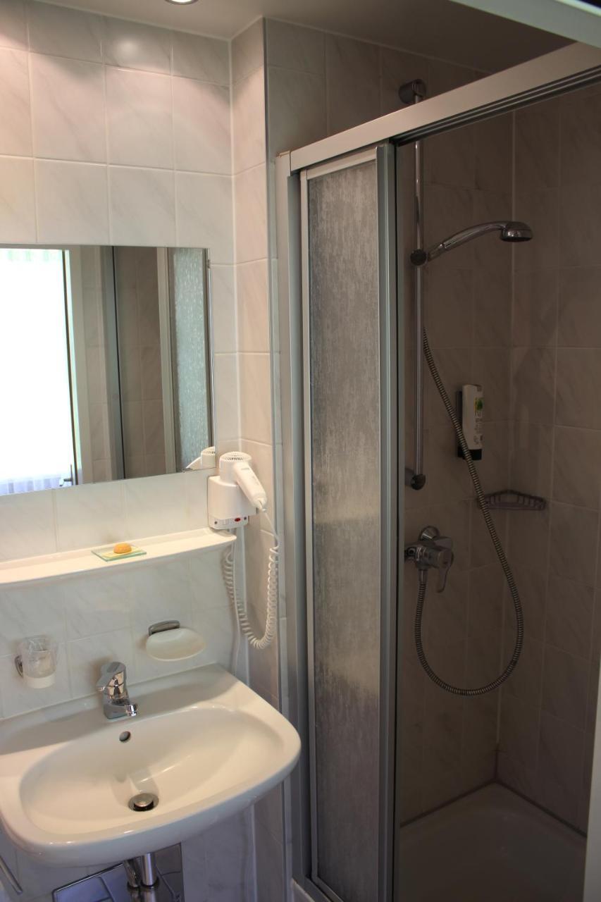 Gasthof Burkert Oetz Habitación foto